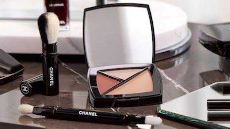 tmall chanel|Chanel seeks Chinese beauty buyers with Tmall store.